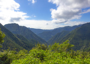 大北川のV字谷