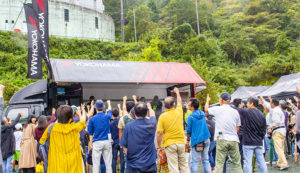 白熱の同乗走行争奪戦