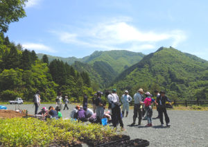 どんぐり銀行植樹