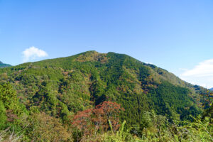 山々の紅葉2022