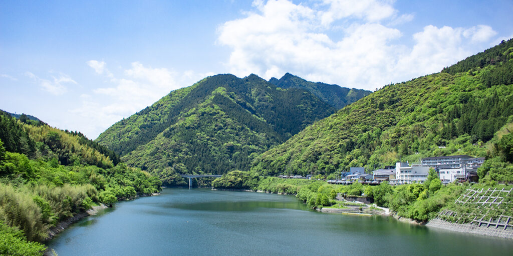 大川村役場周辺さめうらダムの景色