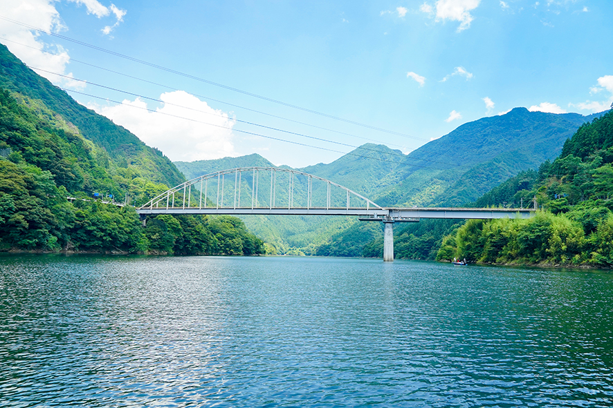 ポンツーンボート早明浦ダム遊覧船大川橋